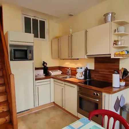 Duplex Pour 4/5 Pers. Proche Centre, Parking Gratuit, - Fr-1-234-179 *
